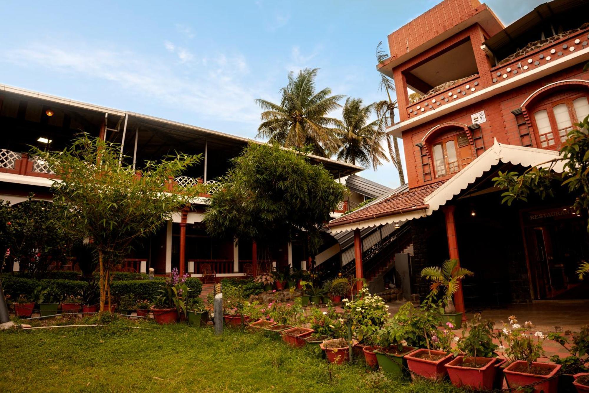 The Nest Inn Resort Masinagudi Exterior photo
