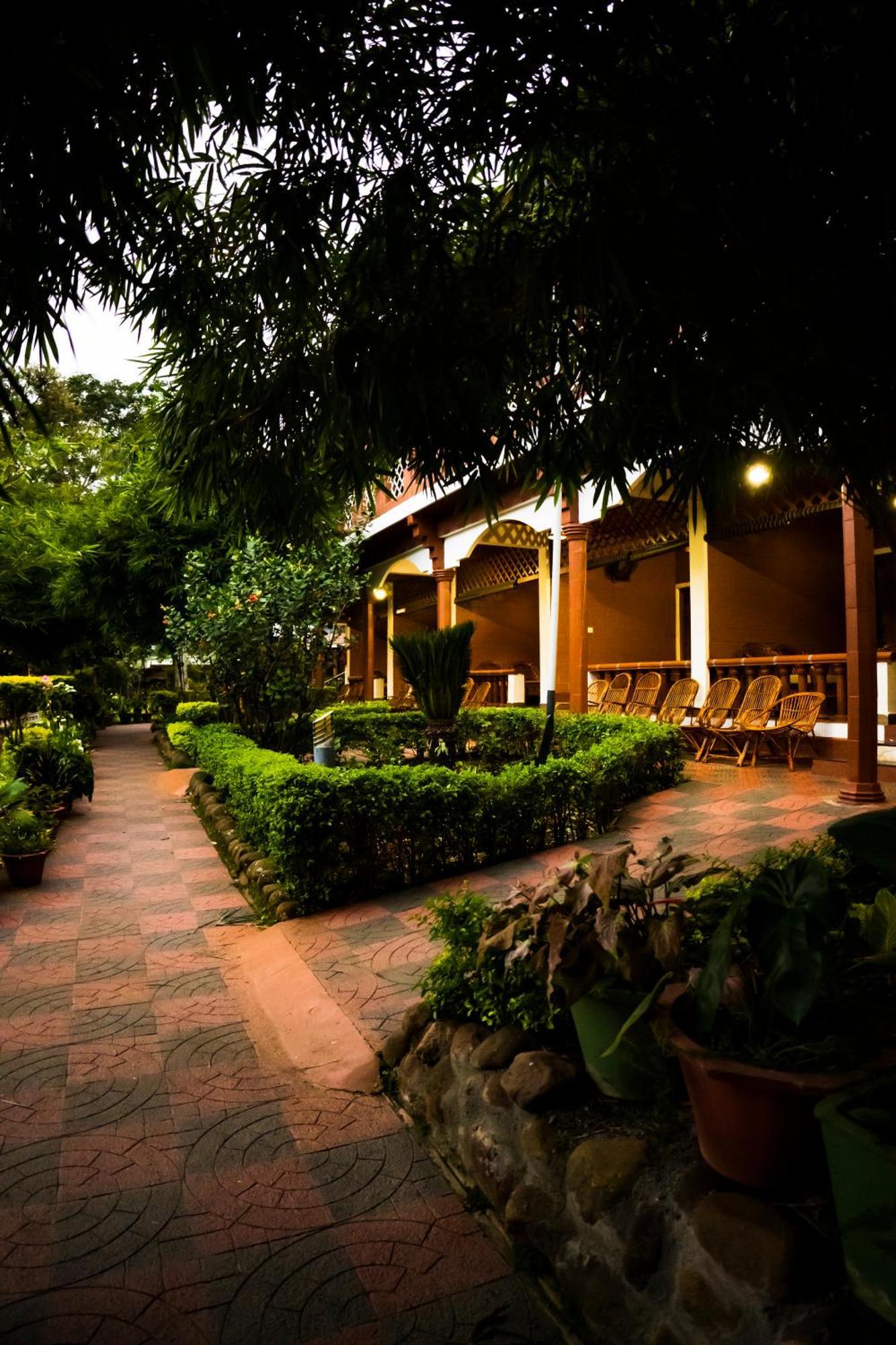 The Nest Inn Resort Masinagudi Exterior photo